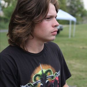 Meet your Posher, Dominick